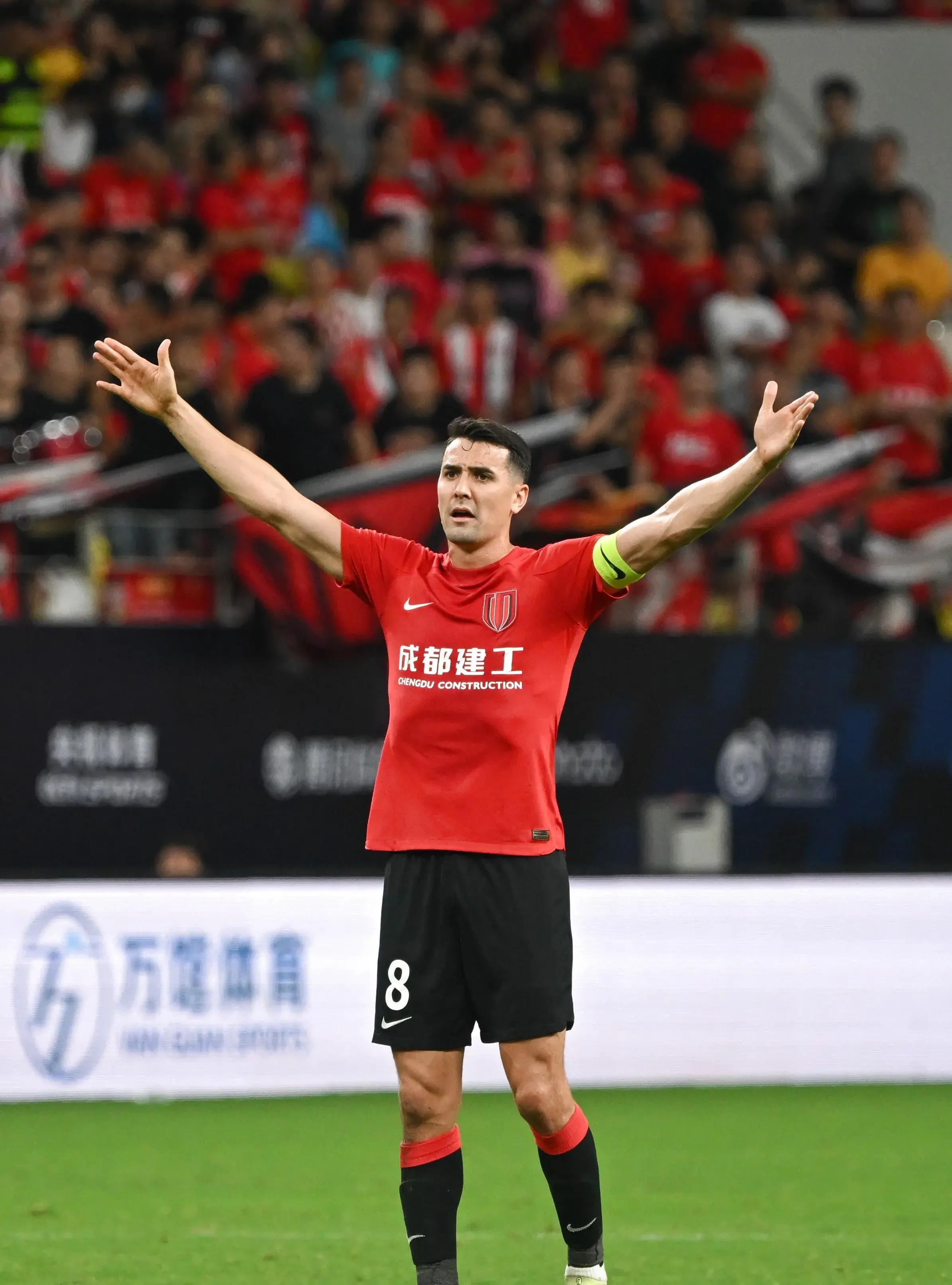 曼联赛前刷新队史纪录,志在葡超名次提升,质疑声仍在,心理建设被强调的简单介绍 曼联赛前刷新队史纪录,志在葡超名次提升,质疑声仍在,心理建设被强调的简单介绍